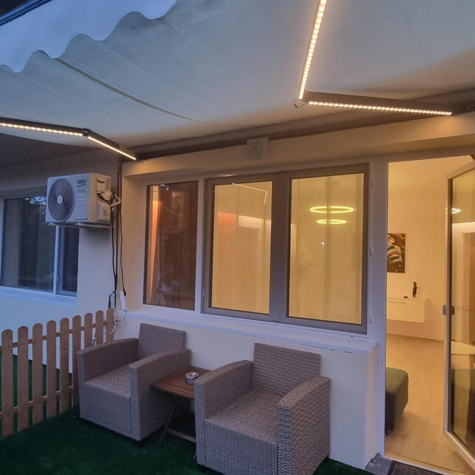 Central View Apartment Deva Bagian luar foto
